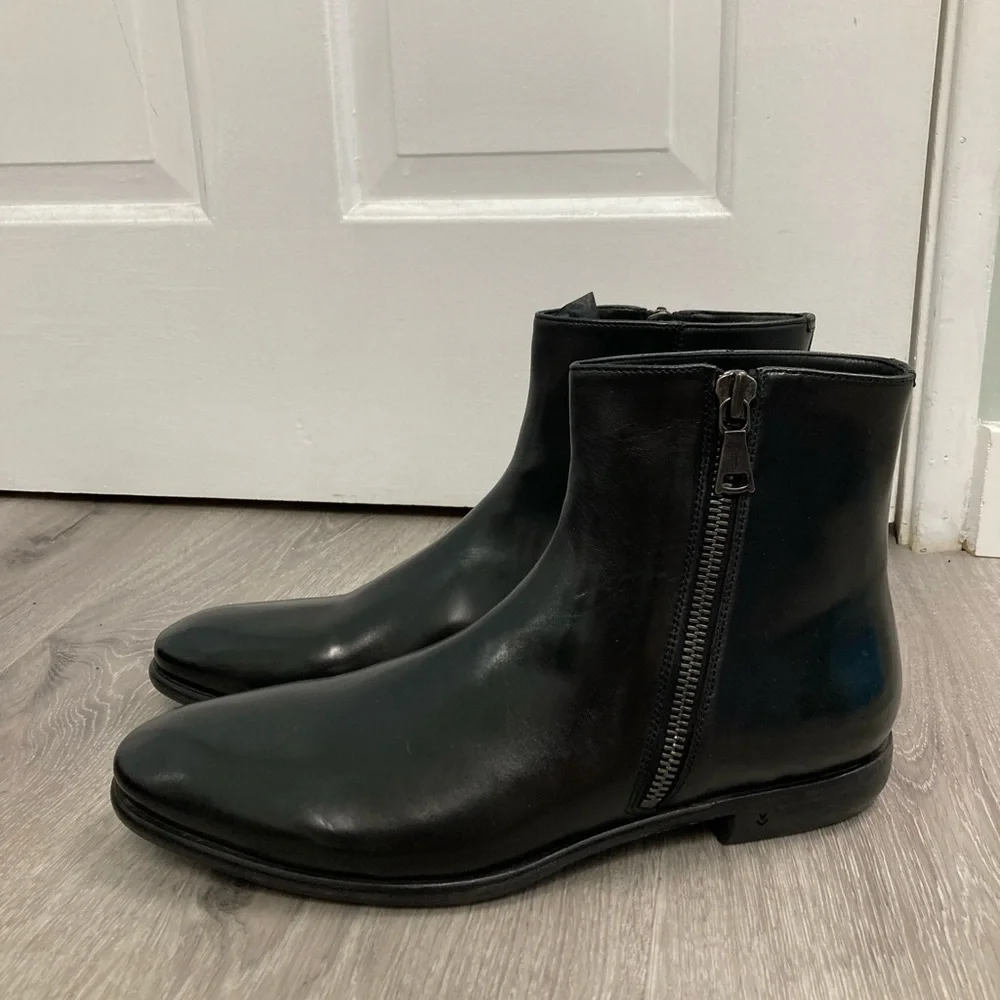 John Varvatos collection lewis slant zip Boot. Size 11 - Picture 3 of 11